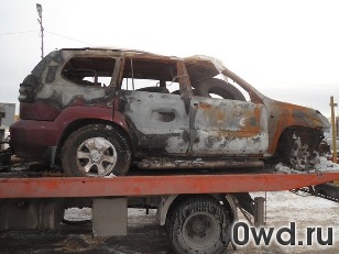 Битый автомобиль Toyota Land Cruiser Prado