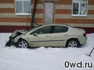 Битый автомобиль Peugeot 407